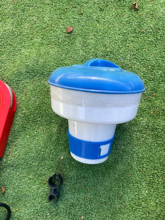 Kit completo manutenção piscina Bestway + aspirador + bomba + acessórios pouco usado