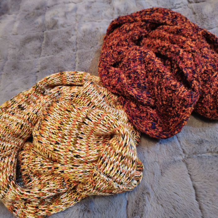 Zestaw zimowych akcesorii komin szalik