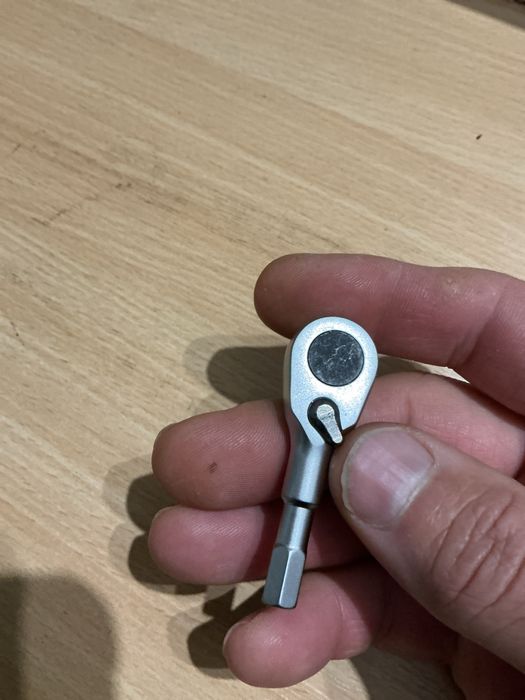 Унікальна ексклюзивна зручна мікро трещотка 1/4 для обмеженихПросторів