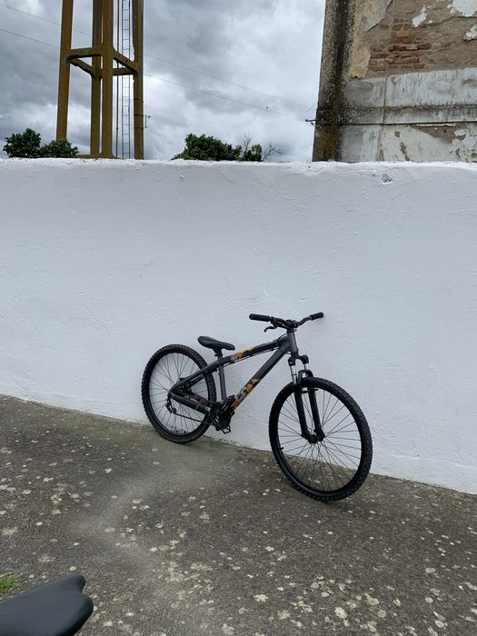 Scott voltage yz dirt jump