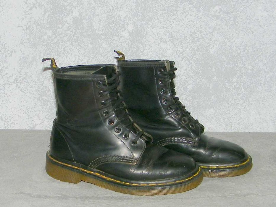 Dr.MARTENS 1460 - 8 dziurek , MADE IN ENGLAND - rozm. 37 - POLECAM !!!