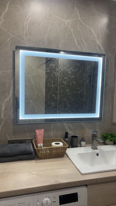 Подобово. Центр. ЖК Домбровський.