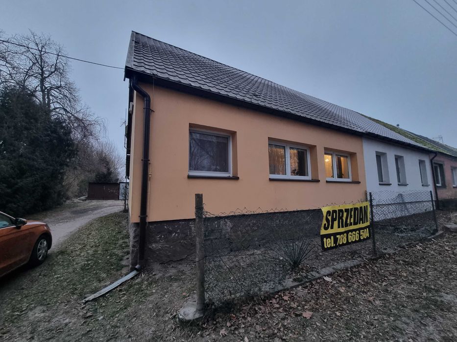 Na sprzedaż mieszkanie w Kołomąciu z garażamini ogrodem