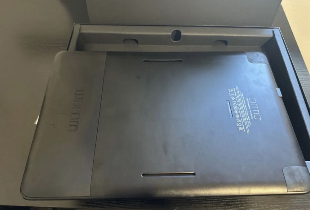 Wacom Cintiq 13HD Mesa Digital