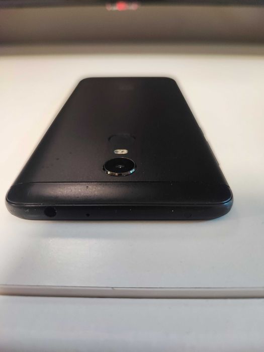Xiaomi Redmi 5 Plus 4/64Gb Black Global Version стан нового комплект