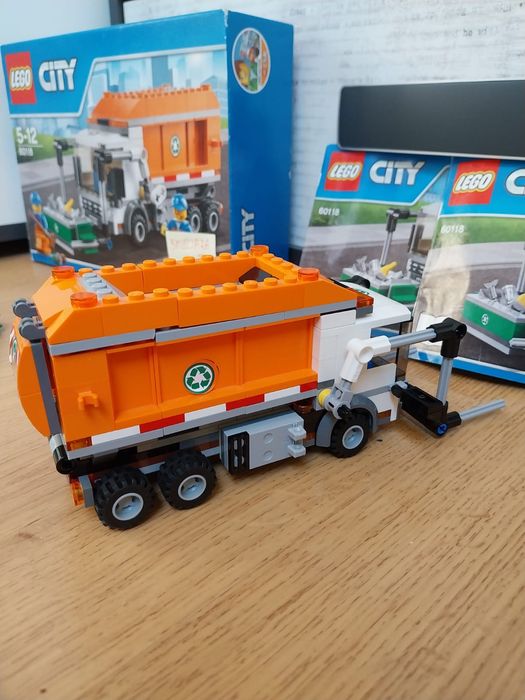 Lego śmieciarka 60118