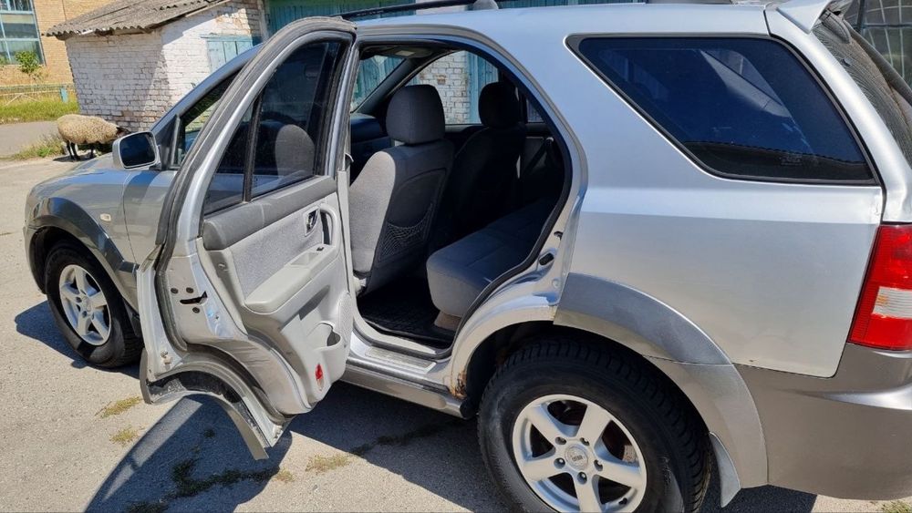 Продам Kia Sorento 2.5D