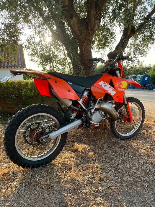 Reservado/Vendo Mota KTM 125