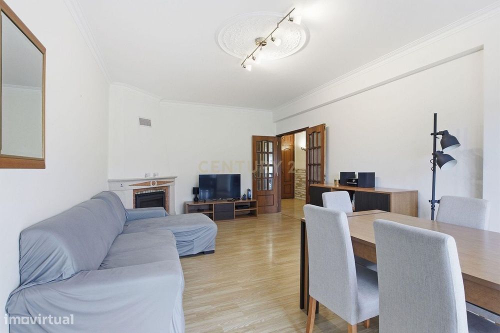 T3 Renovado em Casal de Cambra - Excelente localização e ótima oportun