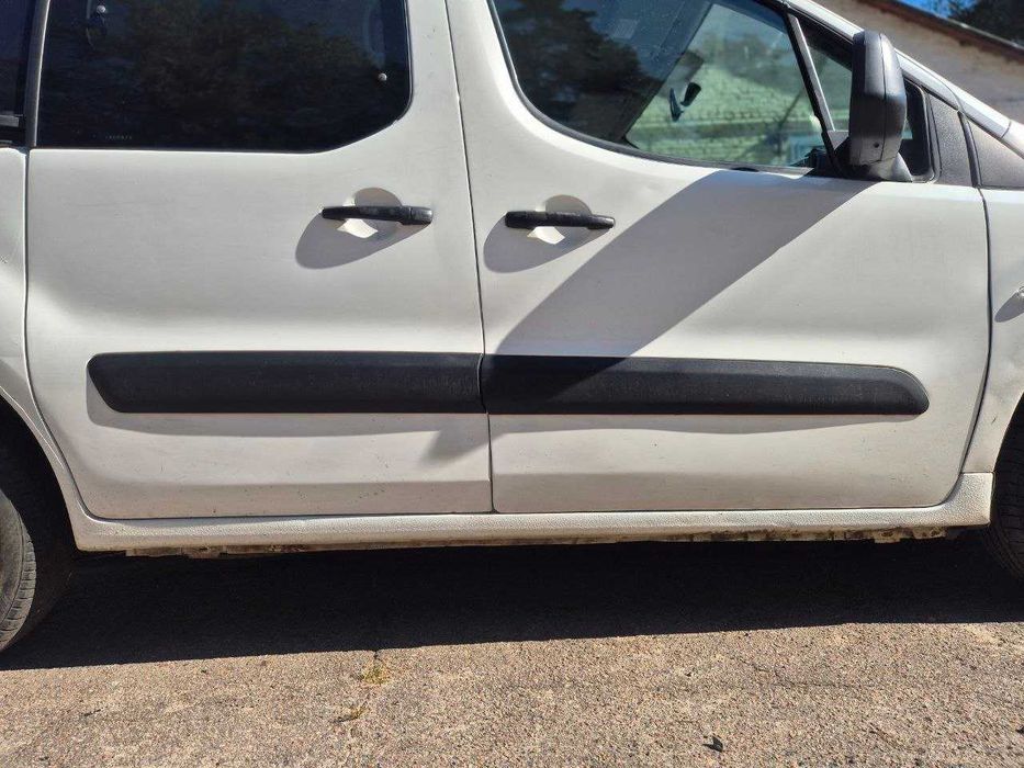 Автомобіль Citroen BERLINGO 1.6cdi 2011