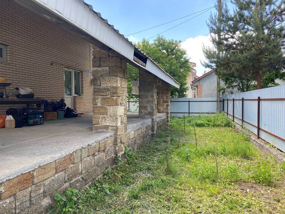 Будинок 175 м² з терасою | 4 кімнати | 8 соток | Старе місто
