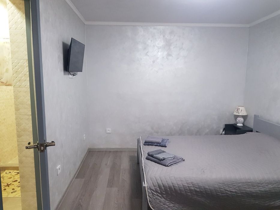 Оренда житла (кімнати/будинок)подобово Берегово