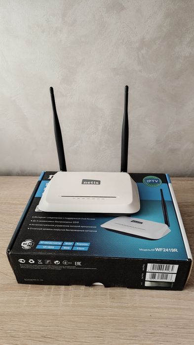 Wi-Fi роутер Netis WF2419R (маршрутизатор)