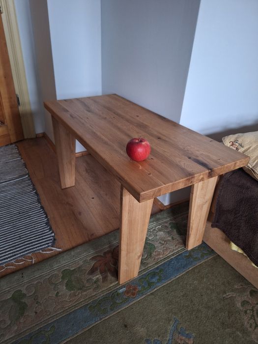 Stolik kawowy dębowy.