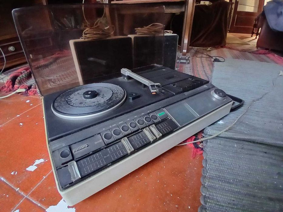 Aparelhagem Philips vintage