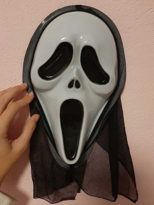 MASKA KRZYK NA HALLOWEEN przebranie strój strach horror scream