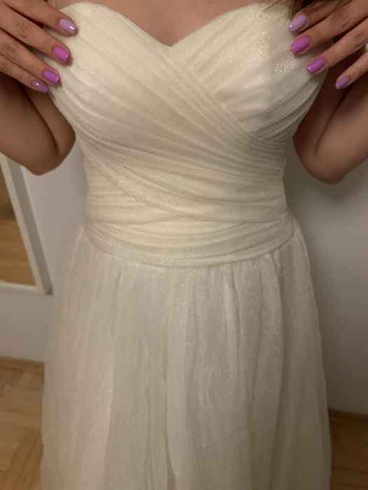 Suknia slubna prosta na 160 + 4 cm obcas suknia