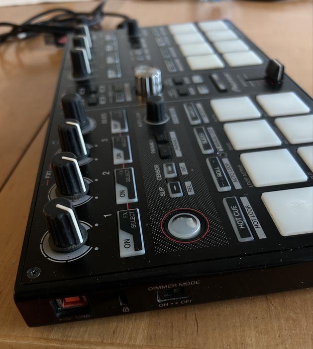 Pioneer ddj sp1 kontroler didzejski