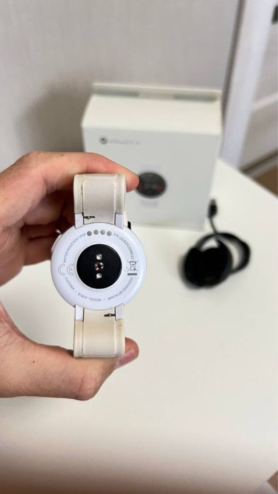 розумний годинник amazfit verge lite white