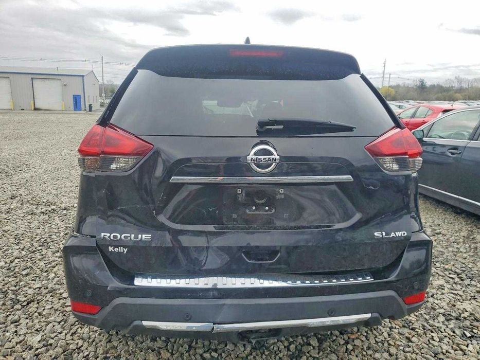 Nissan Rogue SL (2020)