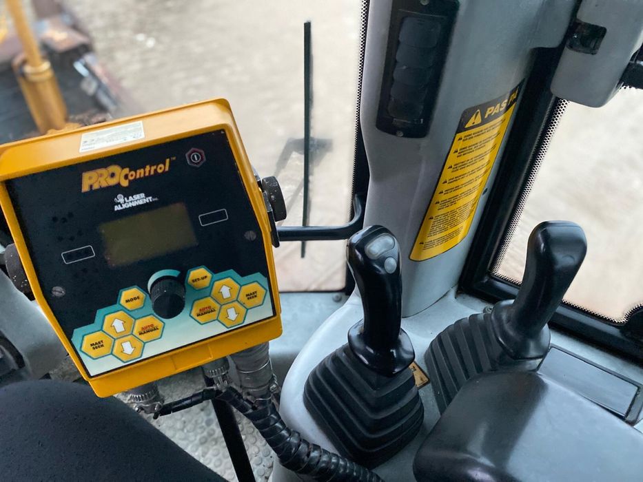 Продам бульдозер Fiat - Kobelko D 180 , 2004 г то