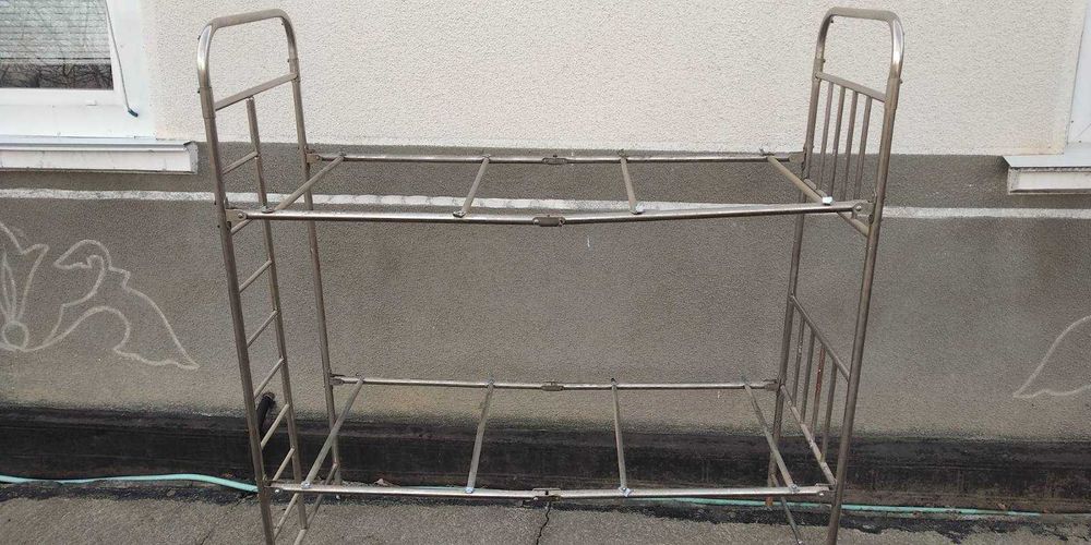 Ліжка дитячі металеві розкладні