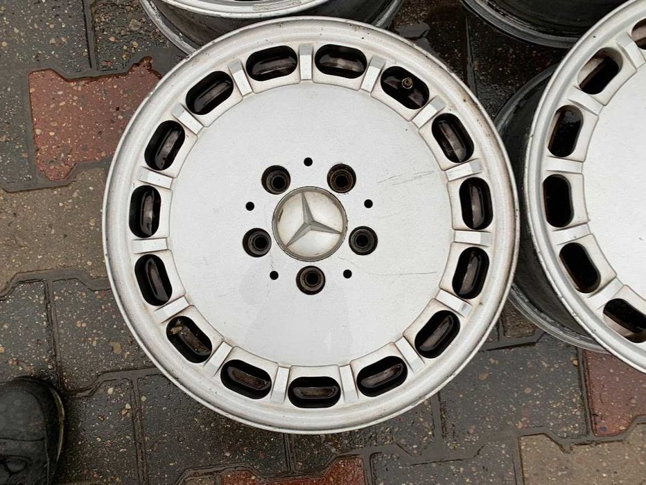 титани диски R15 5 112 et 49 Dia 66.6 Mercedes Benz