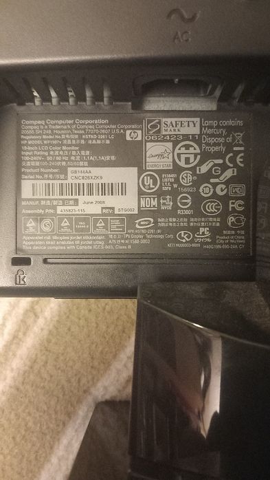 compaQ WF1907v PC Monitor with Speakers64550864767747123