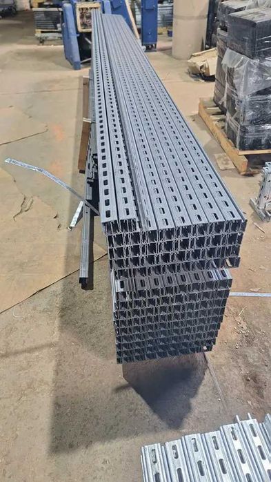 Профіль оцинкований С8х9х41х41х1,5мм (під кріплення М10) 6м.