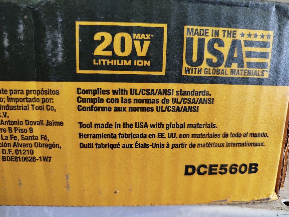 DeWalt DCE560 пістолет для герметиків 300 мл Оригінал США