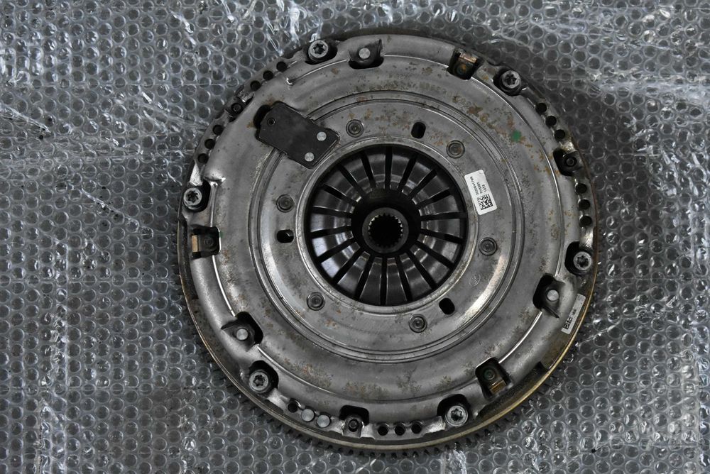 Renault Master IV sprzęgło koło dwumasowe 30205  4176R