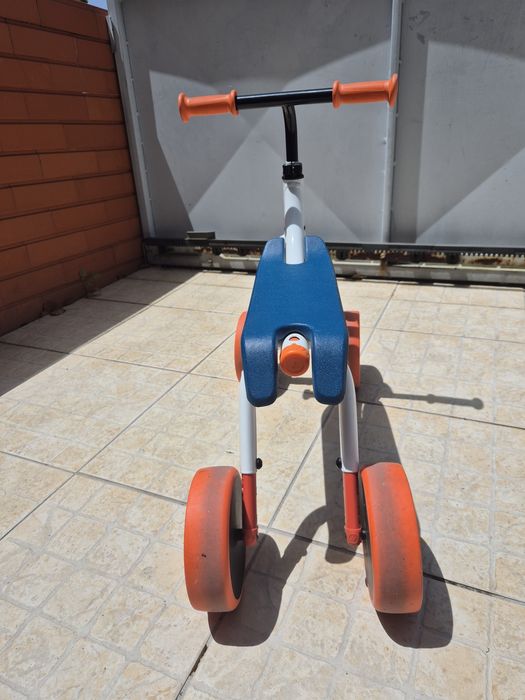 Triciclo criança