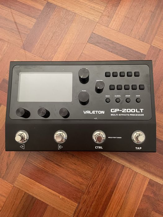 Pedaleira Valeton GP 200LT