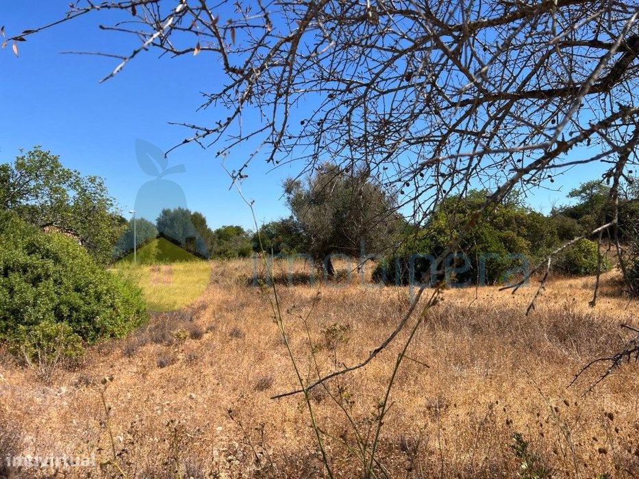 Terreno Rústico Em Canais De Ferreiras -Exclelente Localização — Ferreiras, Faro