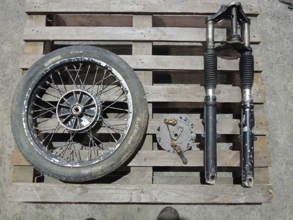 Вилка с колесом  ЯВА 638