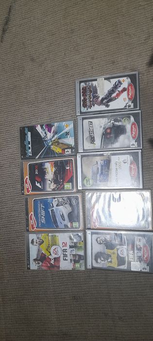 Sprzedam gry na psp