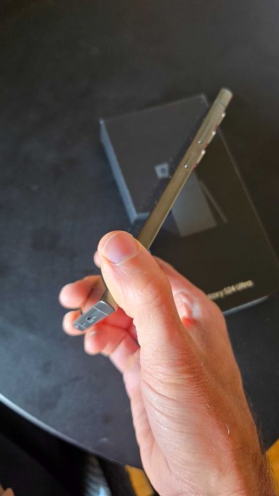 Samsung Galaxy S24 Ultra — COMO NOVO | Garantia até 08/2027 | S-Pen Bluetooth | Extras Incluídos