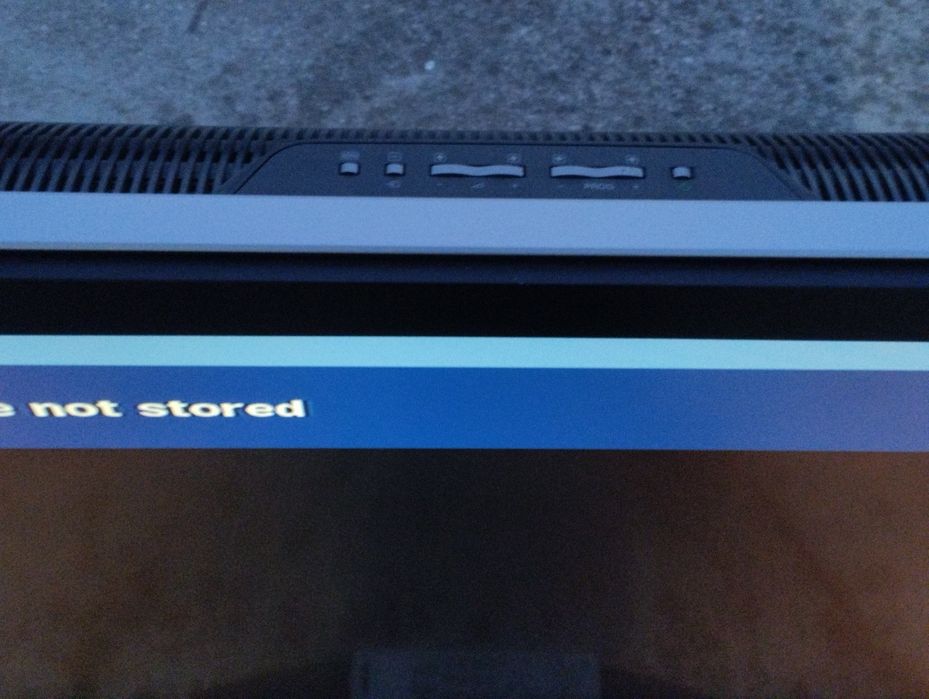 Vendo TV Sony LCD  impecável