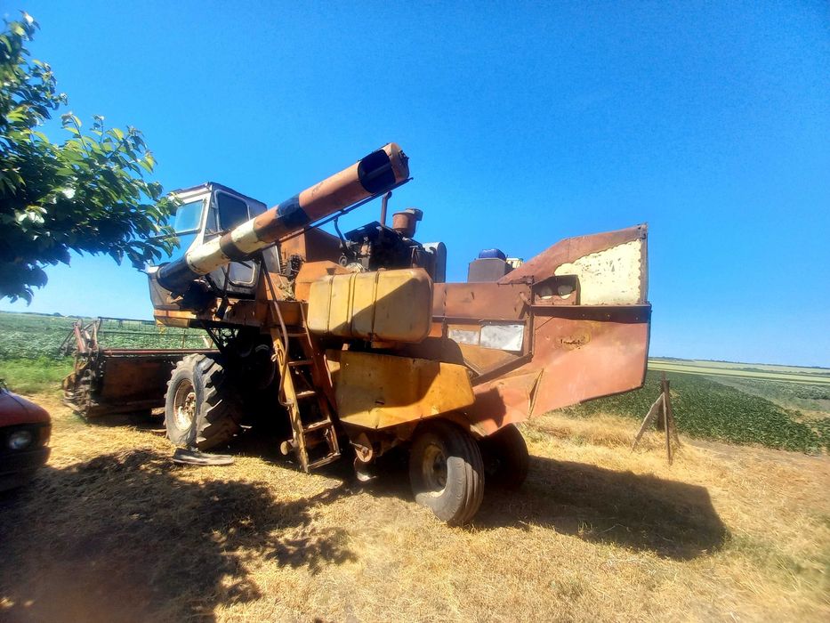Продам комбайн нива ск5