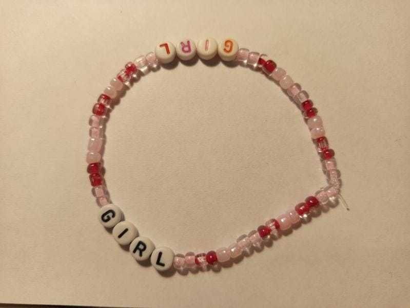 Bransoletki robione ręcznie