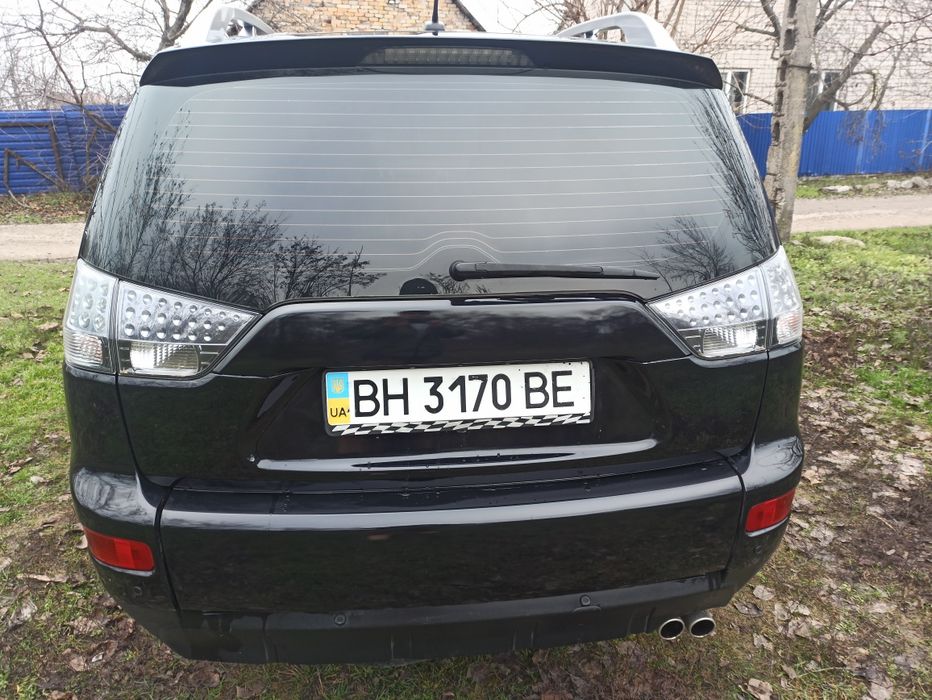 Офтлендер хл 3.0 2007 года 7 мест