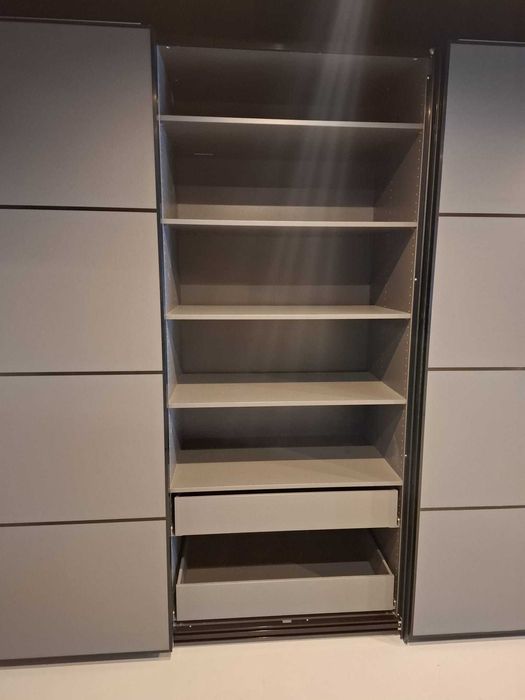 Szafa IKEA PAX – duży zestaw, ciemny szary jak nowa – Kraków