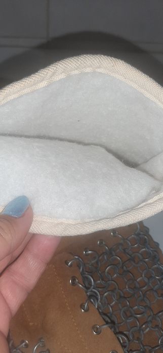 Manápula de Couro 
Forro de tecido isolante,