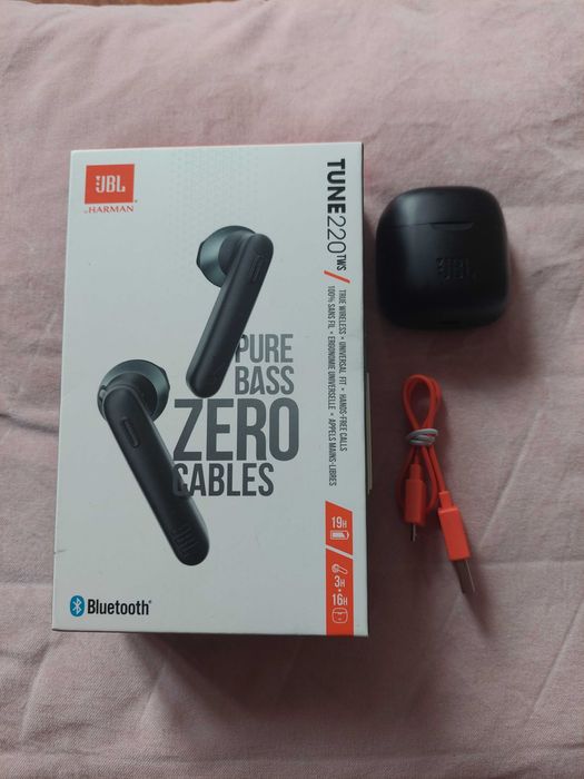 Bezprzewodowe słuchawki JBL tune 220 TWS