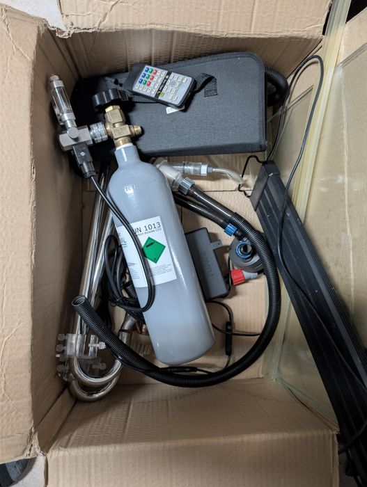 Vendo conjunto completo de aquariofilia em ótimo estado de conservação