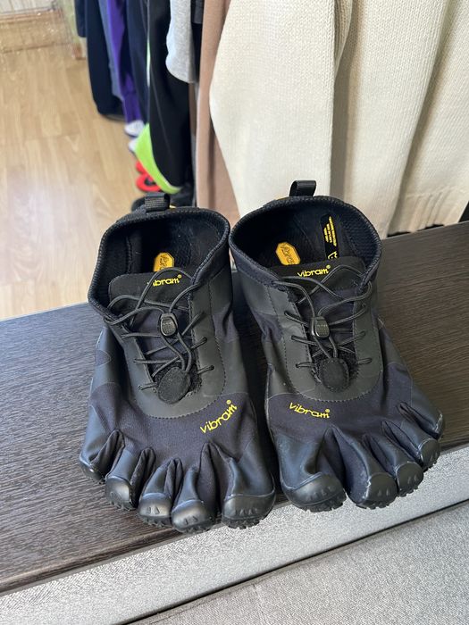 Трекінгові черевики Vibram Five Fingers V-Alpha 44р Оригінал