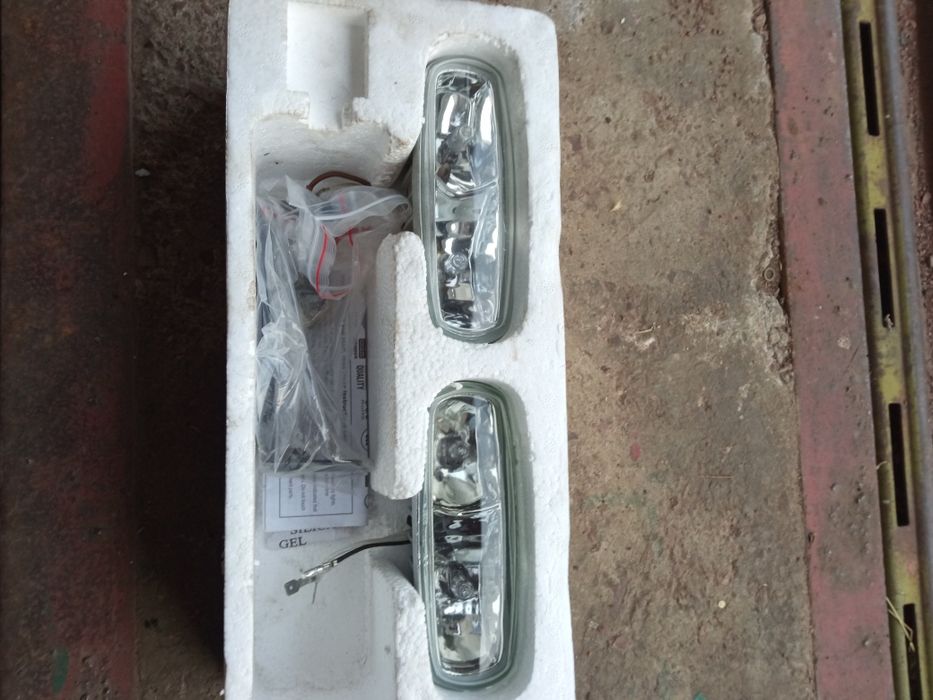 Галогенні додаткові фари