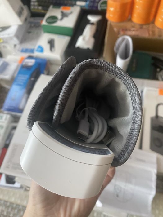 портативний підігрівач для дитячих пляшечок.