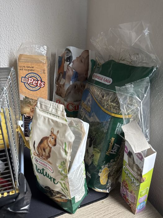 Venda gaiola + alimentacao e absorvente