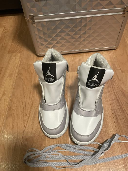 Nike Jordan buty ocieplane 34